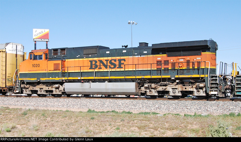 BNSF 1020